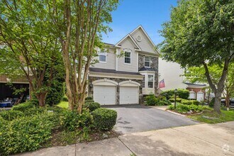 Building Photo - Stunning single-family home filled with th...