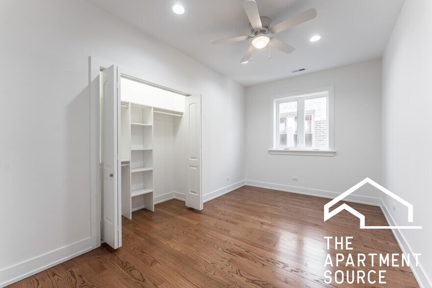 Building Photo - 3329 N Avers Ave
