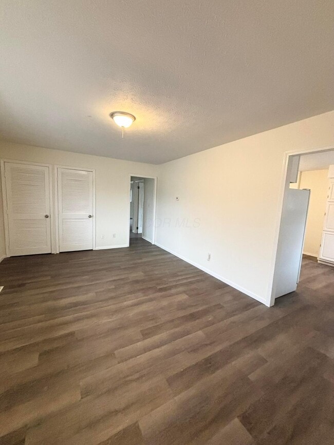 Building Photo - 7362 Sabre Ave