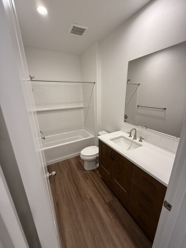 Building Photo - 15350 Blue Pinion Ave