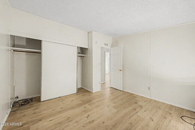 Building Photo - 8601 N 103rd Ave