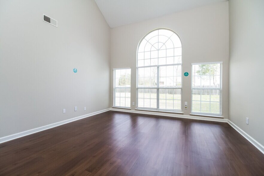 Building Photo - 202 Jack Patton Cove