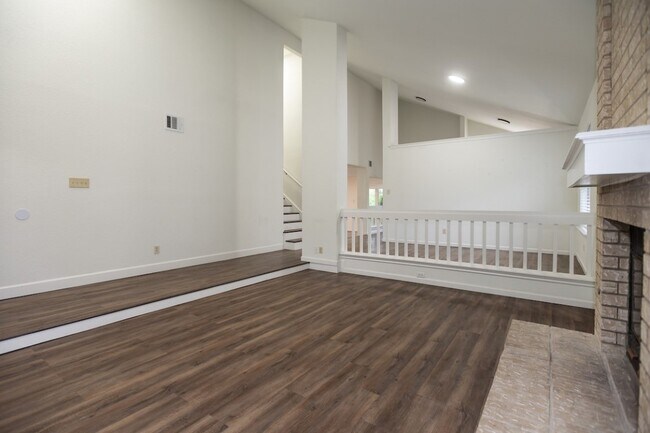 Building Photo - 11513 Juniper Ridge Dr