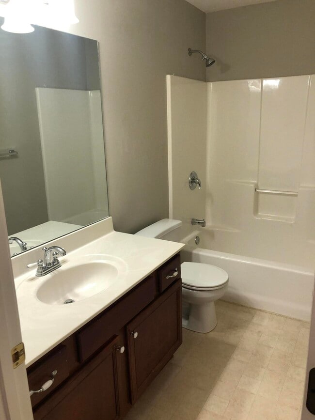 Building Photo - 5102 Sandstone Dr