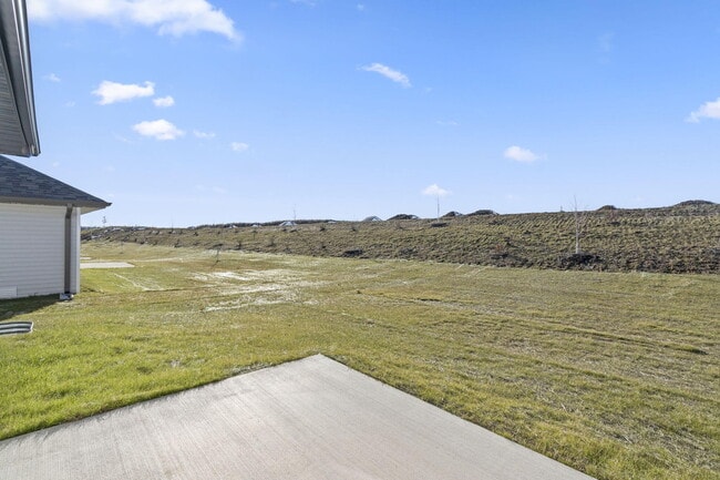 Building Photo - 2015 South St