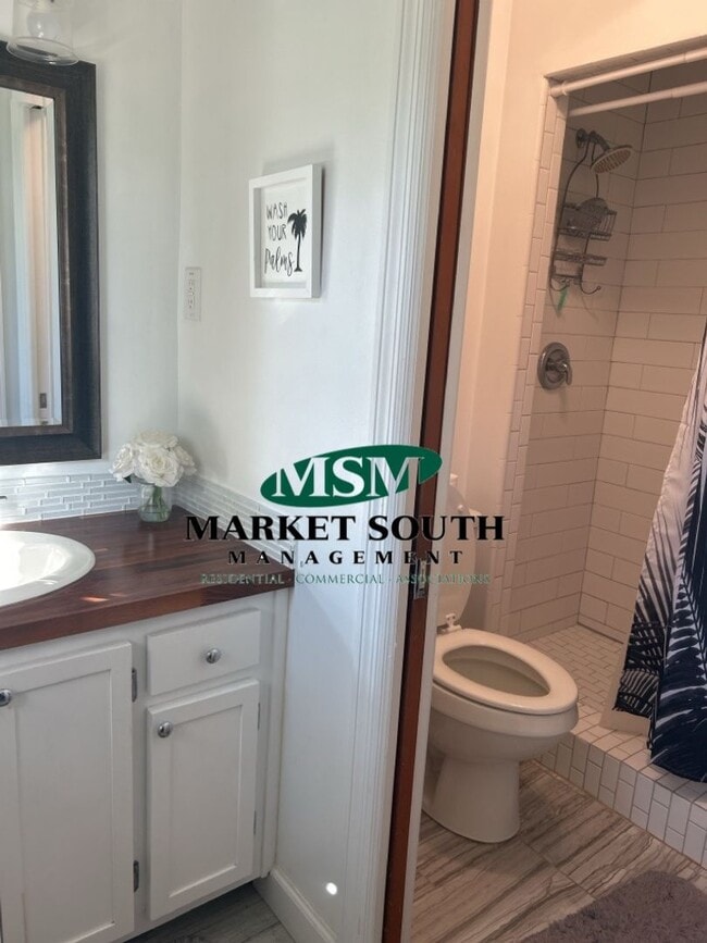 Building Photo - Short term rental only- Mid-Century Modern on Wilmington Island- SHORT TERM RENTAL ONLY- Please c...