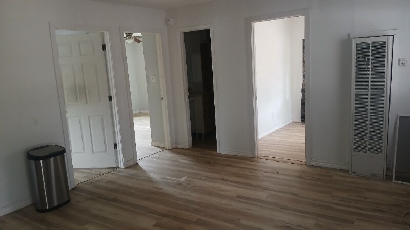 Building Photo - 205 N 21st St