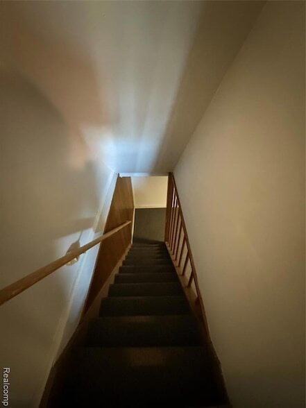 Building Photo - 1111 Holland St