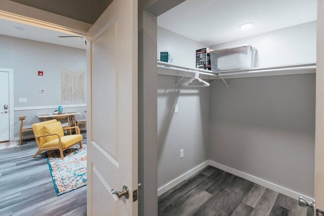 Building Photo - 117 Spring St