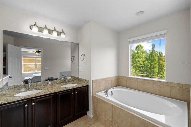 Building Photo - 8820 Turnstone Shore Ln