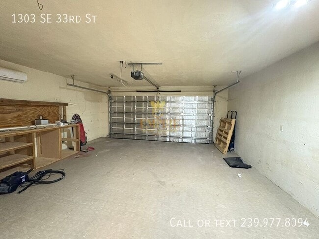 Building Photo - 1303 SE 33rd St