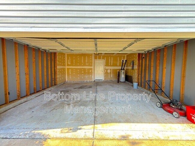 Building Photo - 13518 Quiet Stream Ct