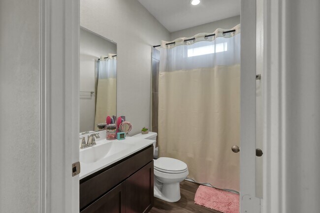 Building Photo - 20151 Bushwick Falls Dr