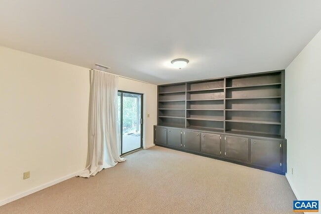 Building Photo - 1012 Wildmere Pl