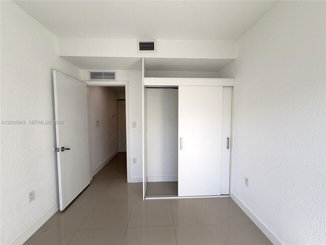 Building Photo - 25823 SW 145th Ave