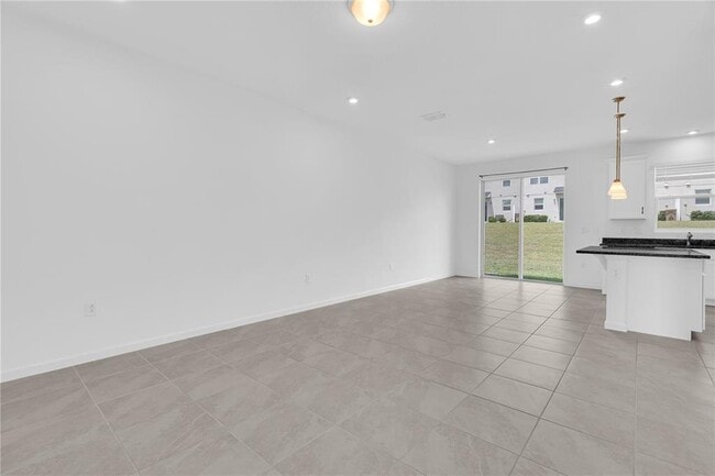 Building Photo - 1160 Lakeshore Breeze Pl