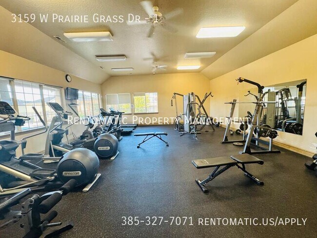 Building Photo - 3159 W Prairie Grass Dr