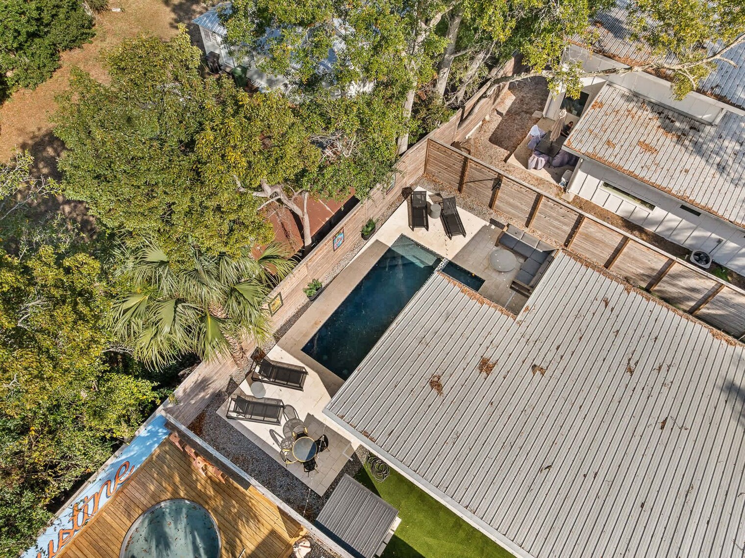 Building Photo - 21 Pearl St