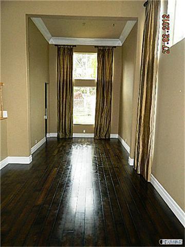 Building Photo - BEAUTIFUL MOUNTAIN VIEW 4BED/3BATH PLUS DE...