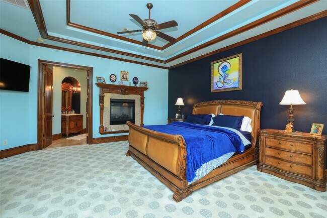 Building Photo - 22 Post Shadow Estate Dr