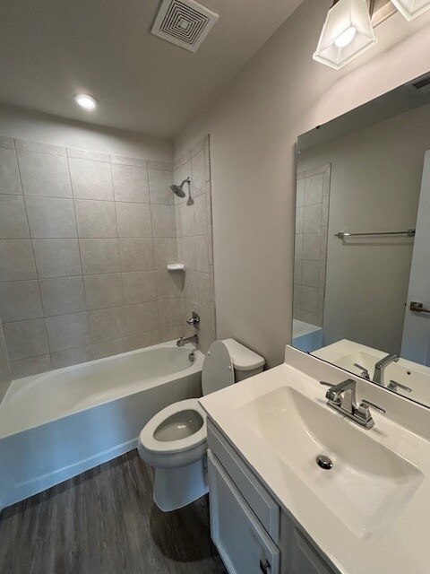 Building Photo - 4341 Braden Woods Dr