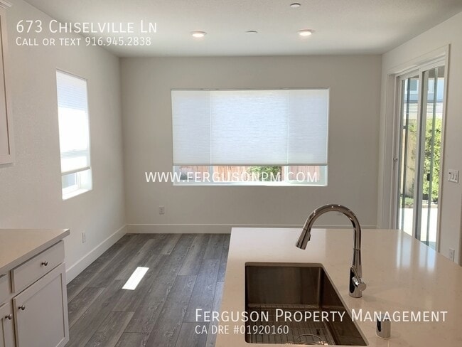 Building Photo - 673 Chiselville Ln
