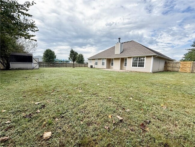 Building Photo - 2978 N Apatite Dr