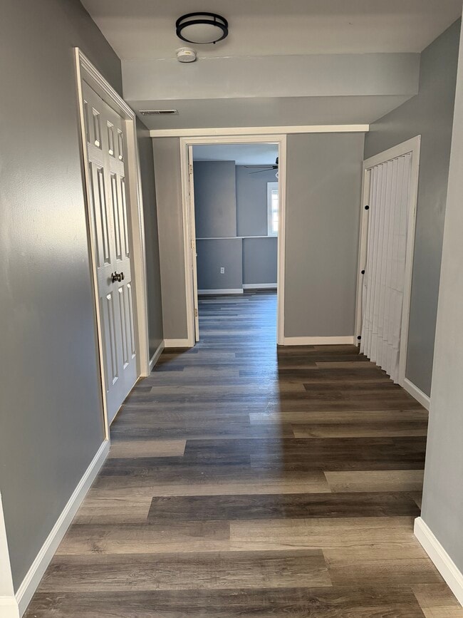 Building Photo - 517 Aidone Dr