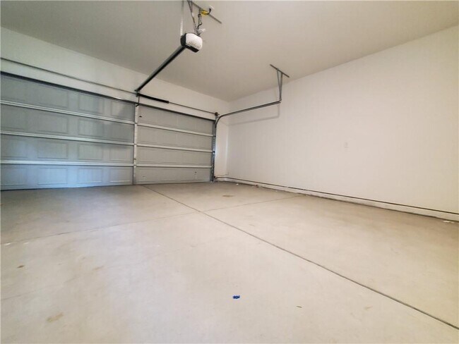 Building Photo - 1816 Andrew Acrs Ln