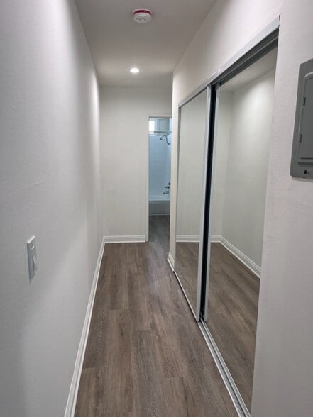 Building Photo - 4753 Kester Ave