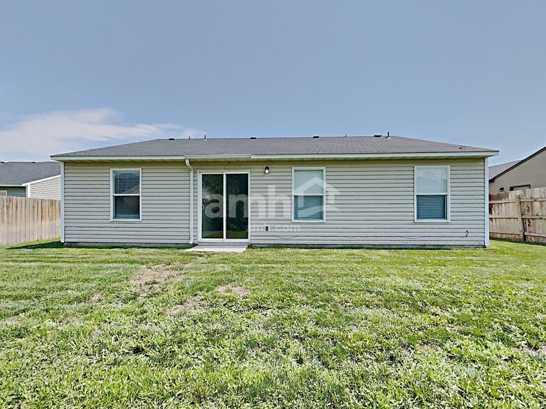 Building Photo - 16557 Alegre Way