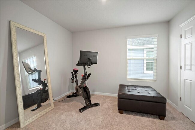 Building Photo - 5636 Silver Sun Dr