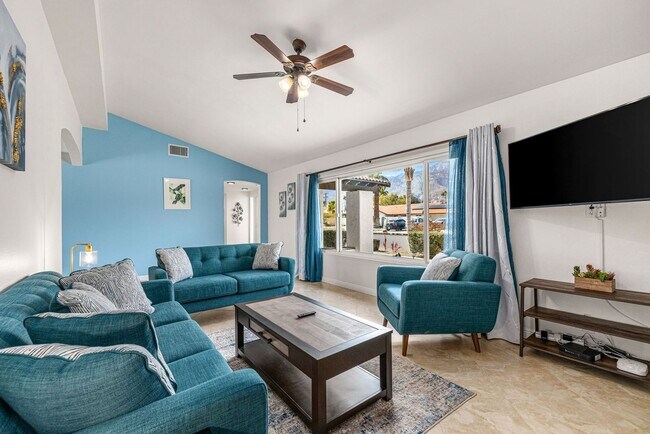 Building Photo - Sunnyside House with Pool in Palm Springs (Monthly Only - No Long Term)