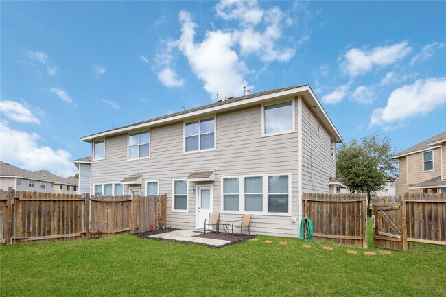 Building Photo - 2947 Hackamore Hollow Ln