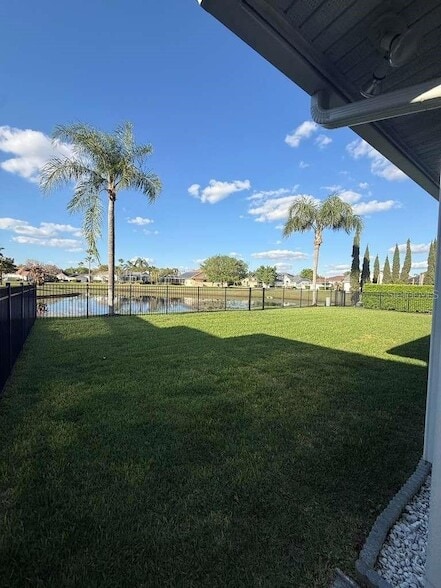 Building Photo - 3739 Ahoya Ln