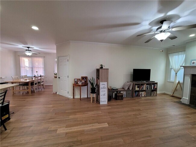 Building Photo - 4856 Gathering Pl