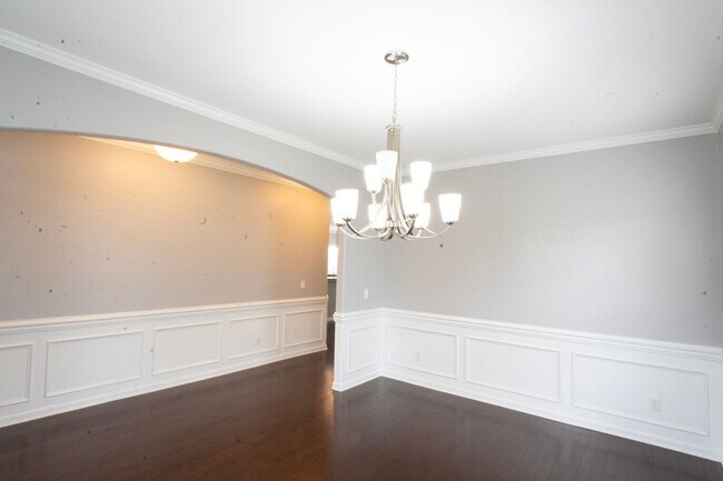 Building Photo - Coming Available!