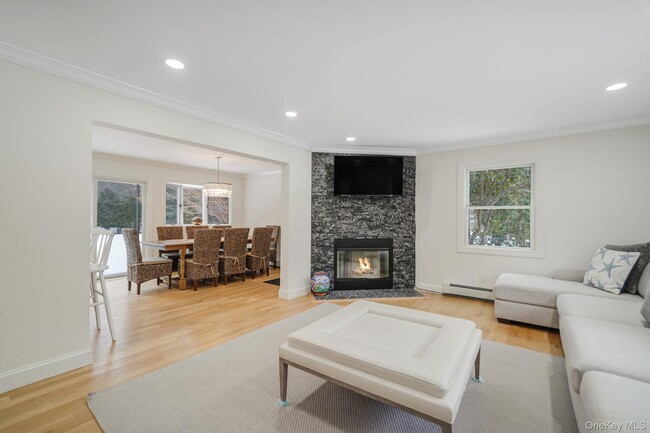 Building Photo - 19 Pine Tree Ln