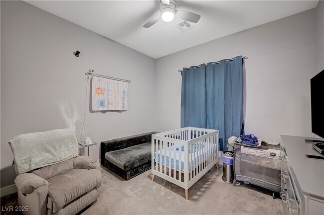 Building Photo - 3943 Reyes Ave