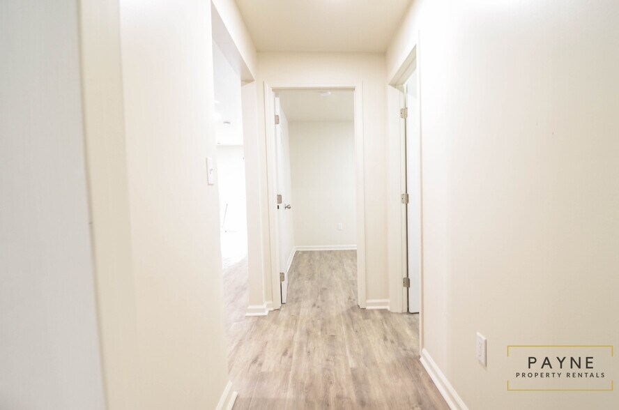 Building Photo - 1210 Zuber St