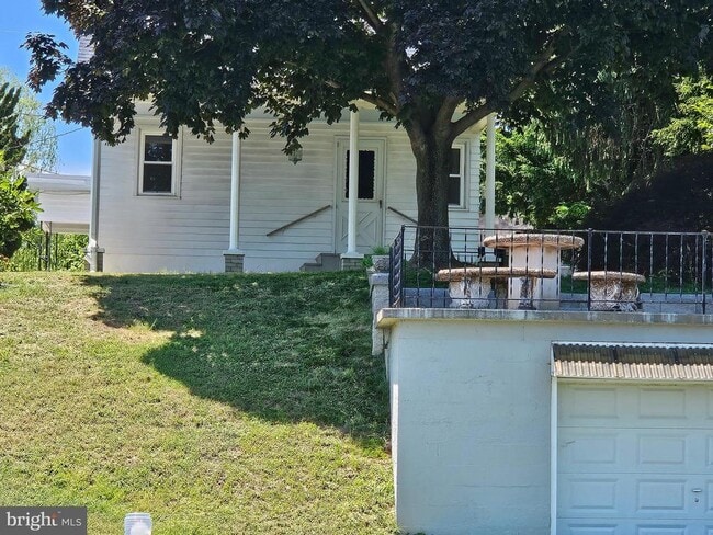 Building Photo - 178 Kingston Park Ln E