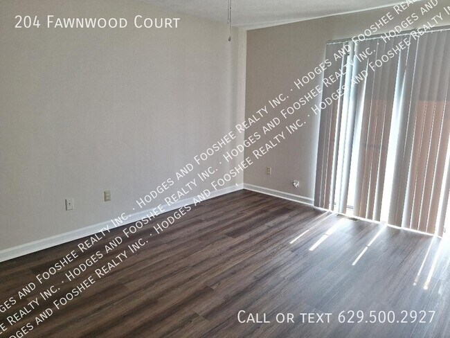 Building Photo - 204 Fawnwood Ct