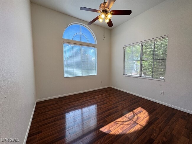 Building Photo - 909 Windhook St