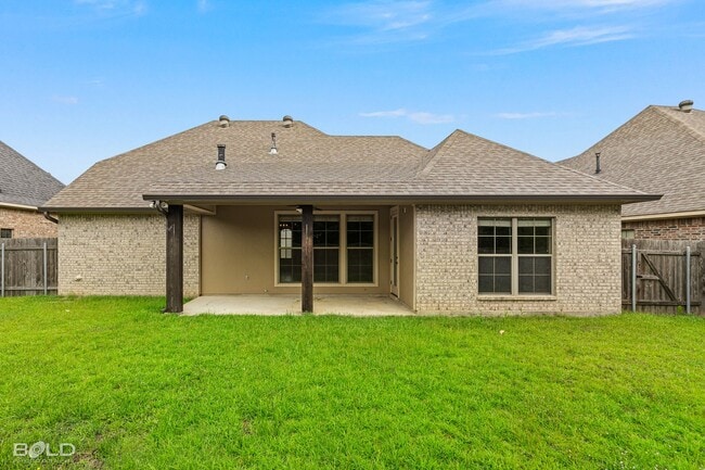 Building Photo - Beautiful 3 bedrooms 2 bathrooms In South ...