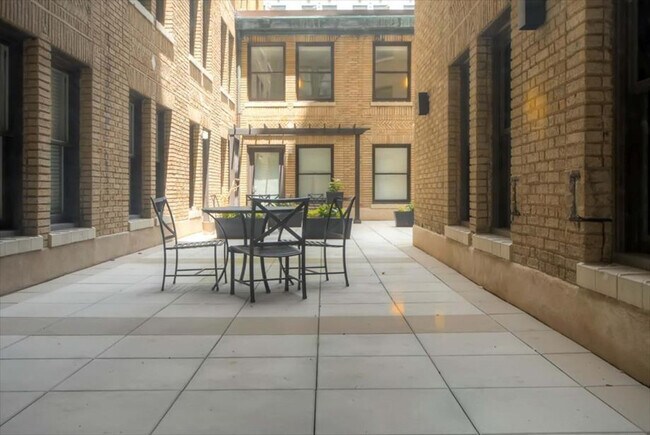 Building Photo - 1456 H St NW