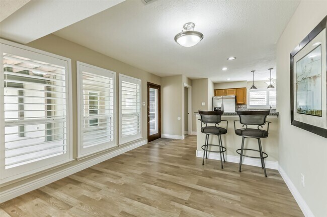 Building Photo - 3911 Cherry Forest Dr
