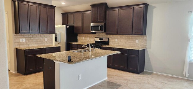 Building Photo - 23818 Giardini Dr