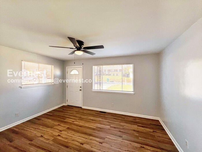 Building Photo - 5 Laurice Cir