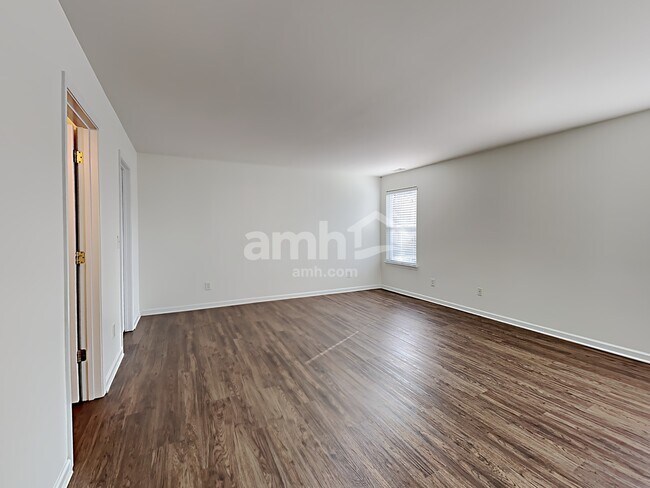 Building Photo - 5536 Stowe Derby Dr