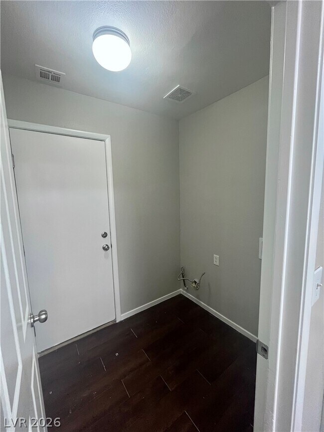 Building Photo - 3701 Cactus Wheel Ct